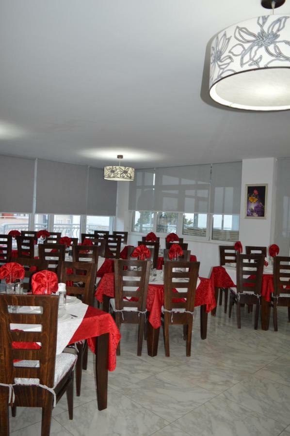 Hotel Marika Golem  Dış mekan fotoğraf