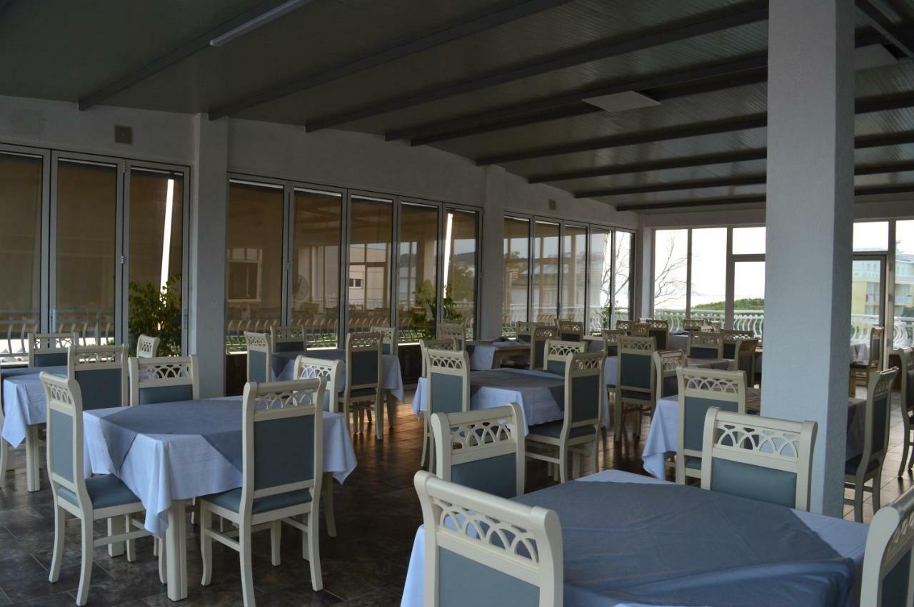 Hotel Marika Golem  Dış mekan fotoğraf