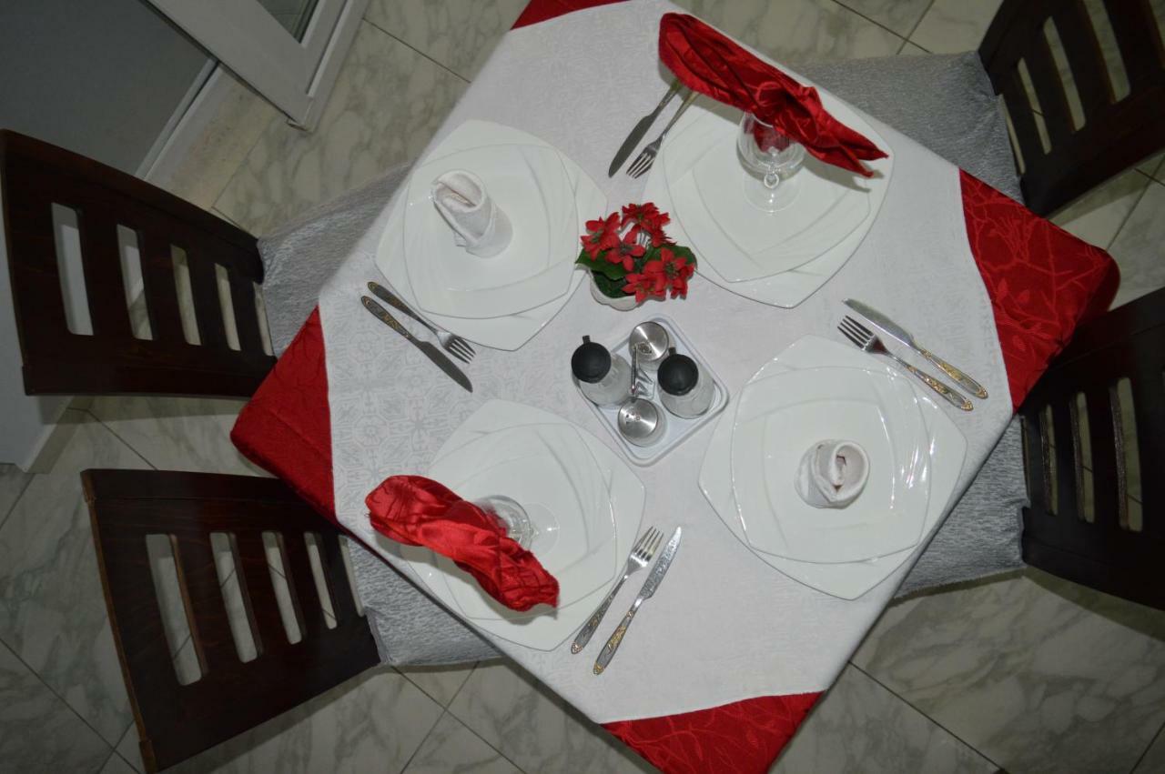 Hotel Marika Golem  Dış mekan fotoğraf